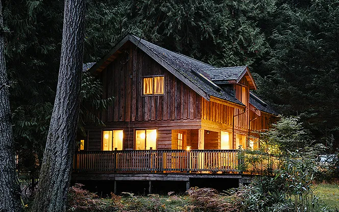 Where to travel in autumn?