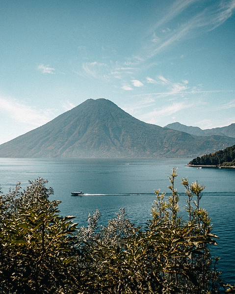Itineraries Guatemala - Atitlán - Antigua - Río Dulce - Flores - Honduras - Copán