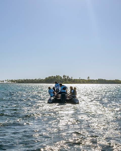 Itineraries Belize - Honduras - Belize City - Lamanai - Placencia